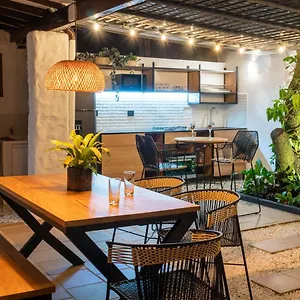 Casa Medallo Bed and breakfast