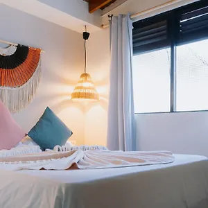 Luum Casa Manila Bed and breakfast